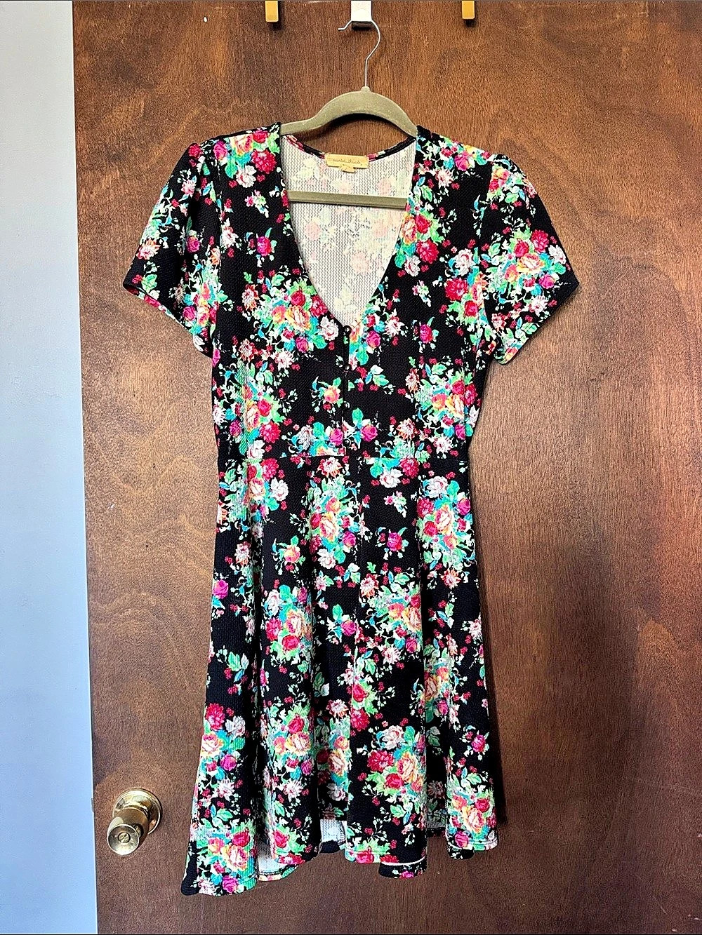 Painted Threads Floral Mini Dress Black & Multicolor Large